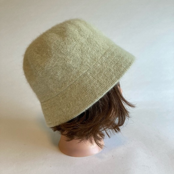 New Unbranded Mint Green 40% Angora 10% Wool 50% Acrylic Hat size S/M - Picture 4 of 8